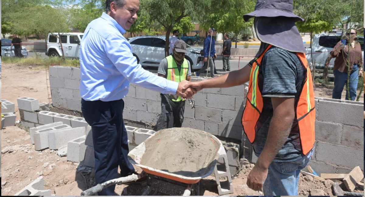 Supervisa Antonio Astiazarán el desarrollo de obra del parque para niños autistas en Hermosillo