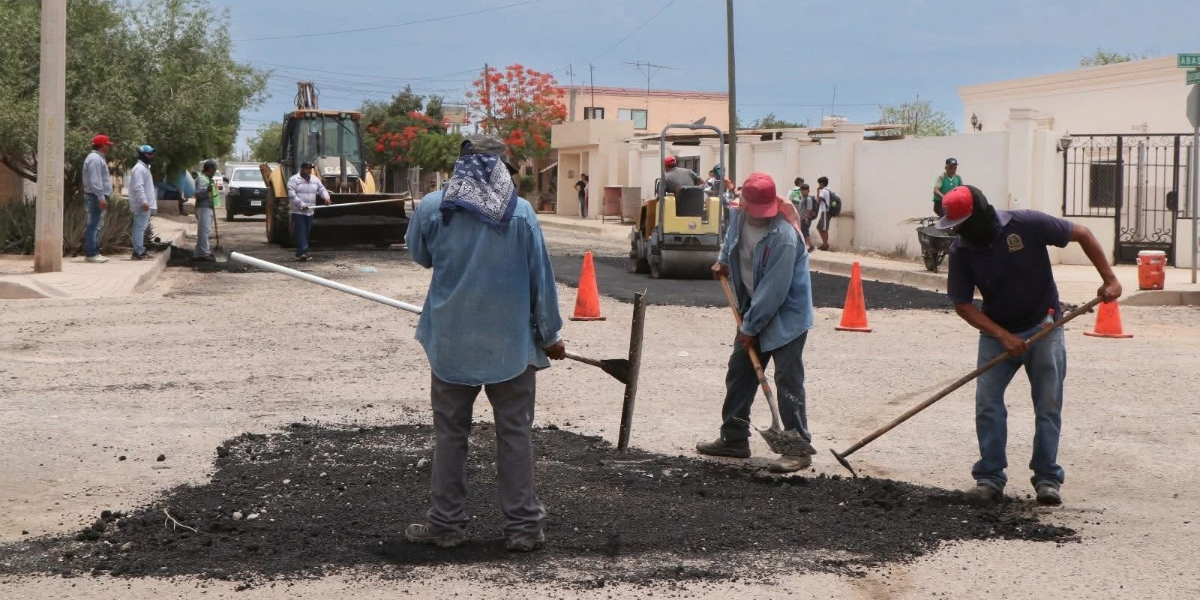 Tapan más de 10 mil baches en solo un año en el municipio de Navojoa