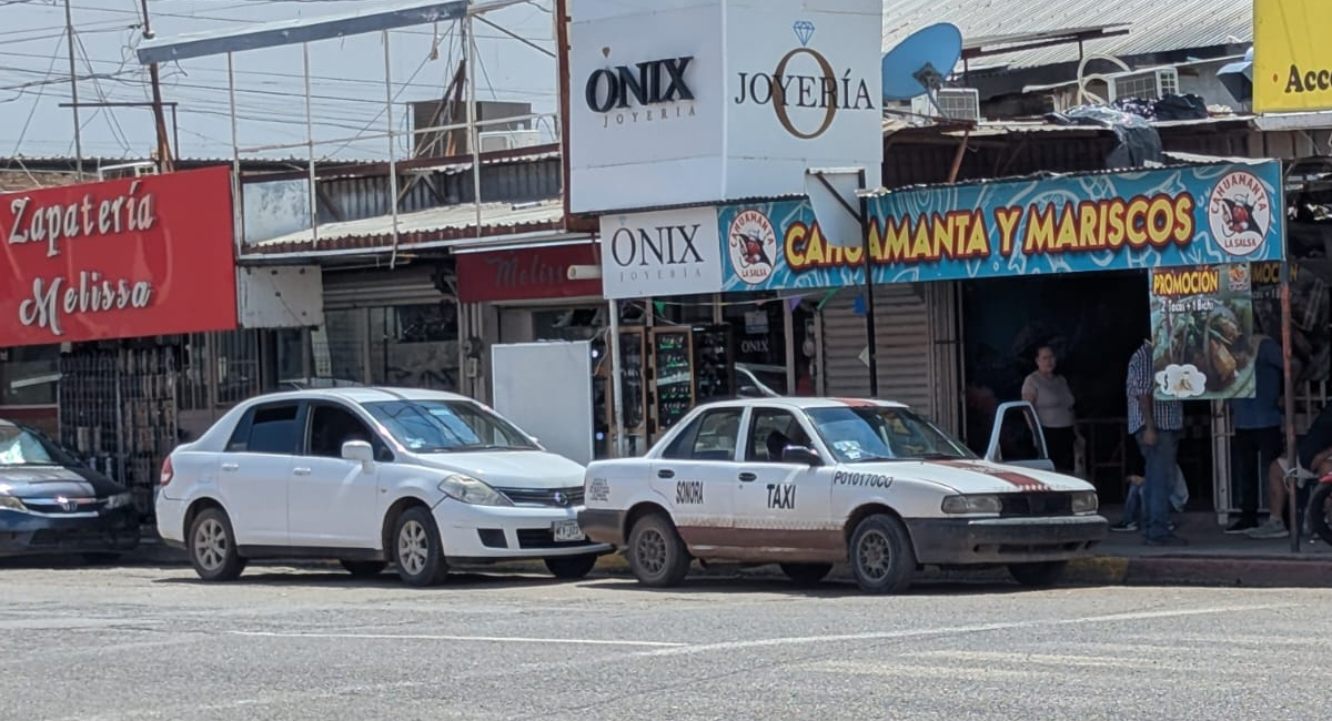 Taxistas quinceros con tarifa especial a estudiantes