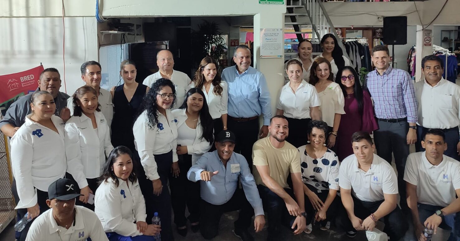 'Toño' Astiazarán beneficia al Banco de Ropa de Hermosillo con el programa Peso Solar