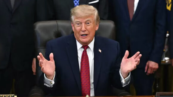 Trump dice que copiloto de Flydubai pudo ser “terrorista” tras ataque a su compañero en pleno vuelo