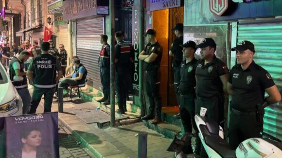 Turquía detiene a decenas de activistas LGBT+: Así fue la operación ‘Mi familia está segura’