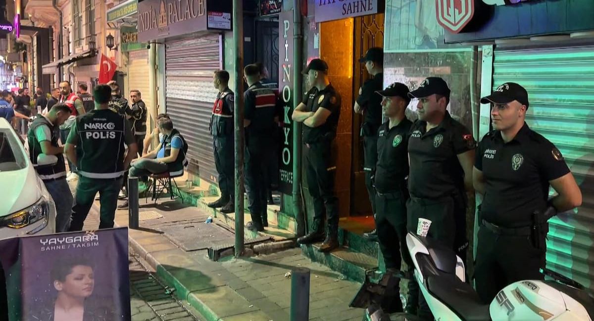 Turquía detiene activistas LGBT+