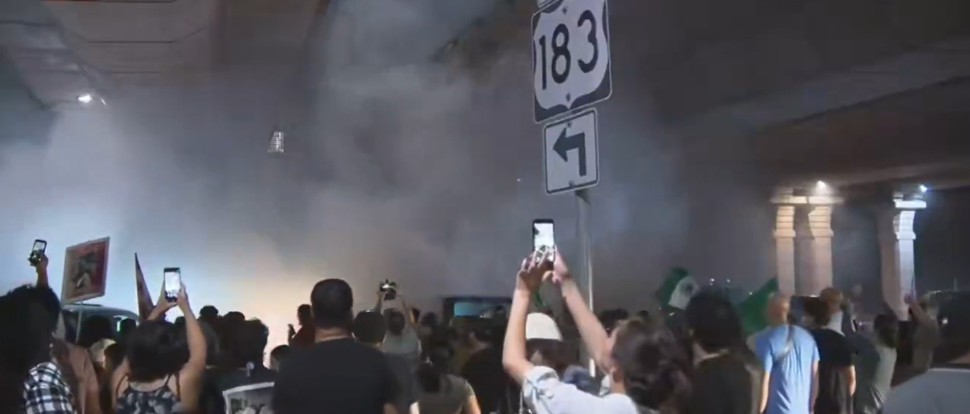 (VIDEOS) Tiroteo de ICE contra migrante desata protesta y operativo policial en Austin, Texas