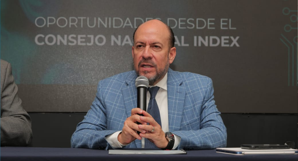 Visita Hermosillo Salvador Maese, busca dirigir Index en México