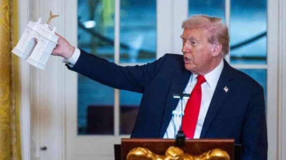 Trump anuncia que su Arco del Triunfo en Washington será un complejo militar de drones