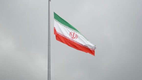 Irán amenaza con extender la guerra hasta el Océano Índico si EU vuelve a atacar