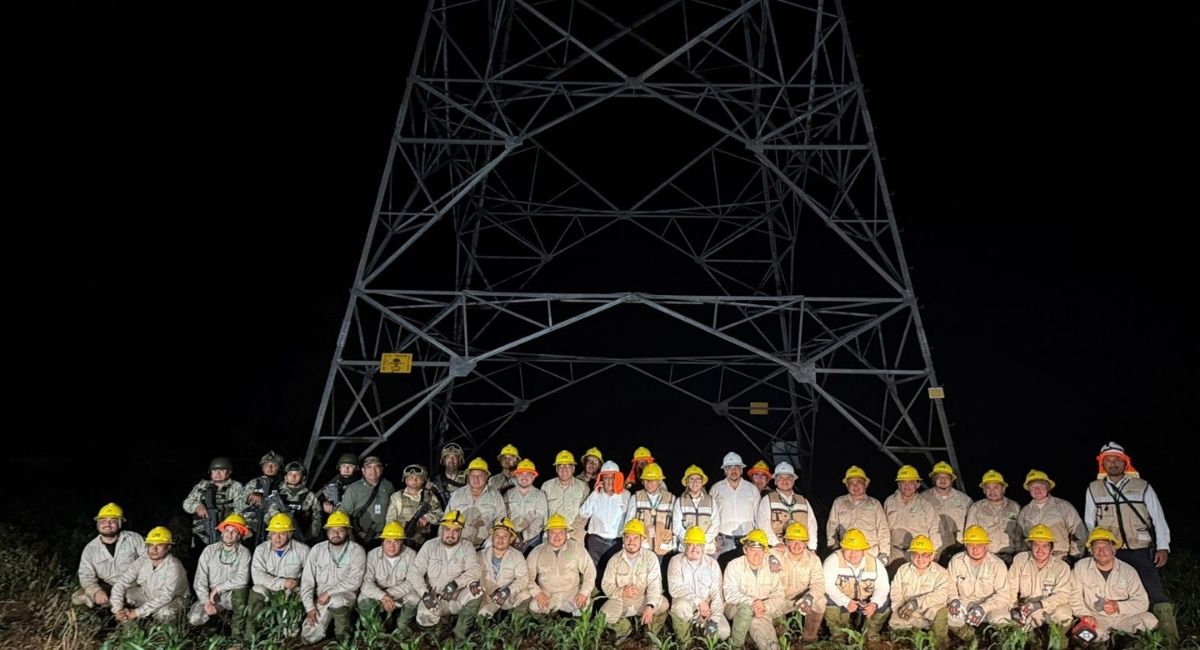 CFE restablece al 100% la luz tras apagón en 4 estados