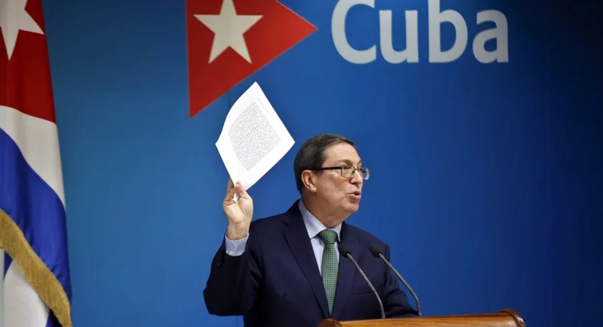 Trump descarta acción militar contra Cuba; China pide a EU levantar el bloqueo