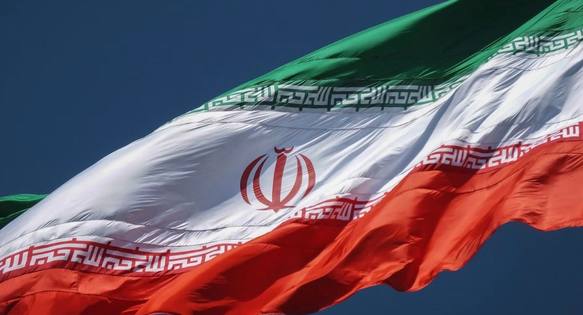 Irán mantiene sus condiciones para negociar con EU