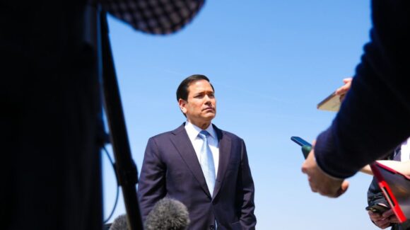 Marco Rubio dice que EU está dispuesto a dialogar con Irán en la ONU, pero no hay reunión