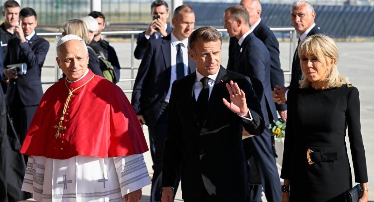 Papa León XIV pide "convivir con dignidad y paz" con migrantes en Francia