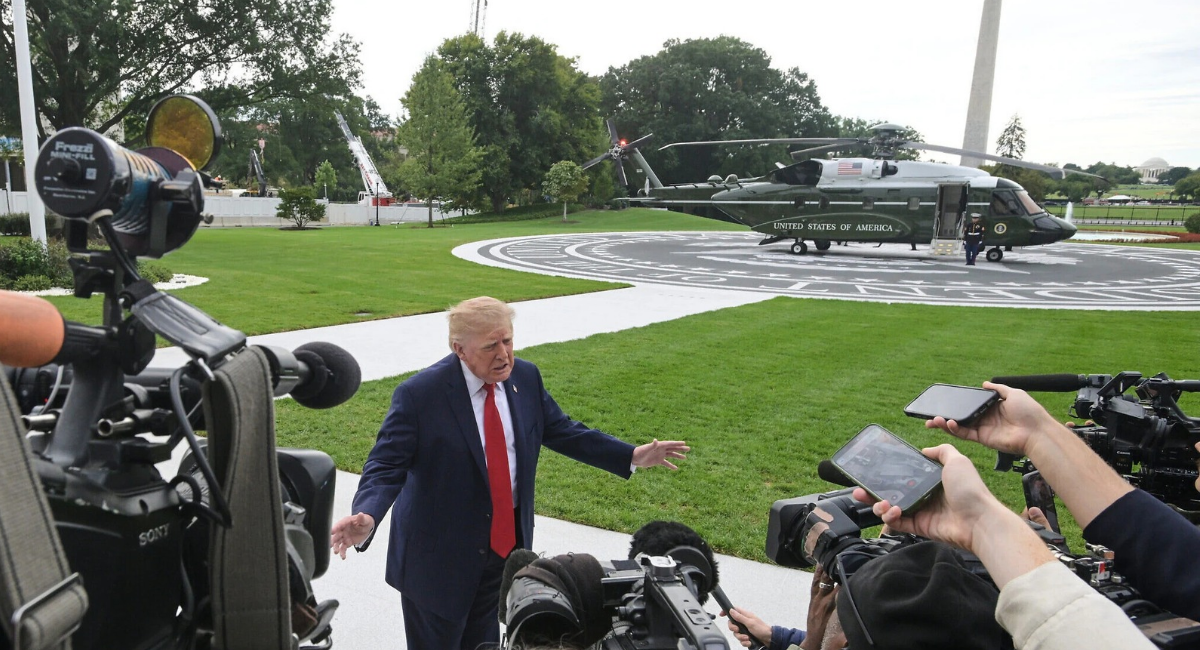 "¡Cállate! ¿Qué te pasa, eres un enfermo?": Trump se encara con periodista en la Casa Blanca