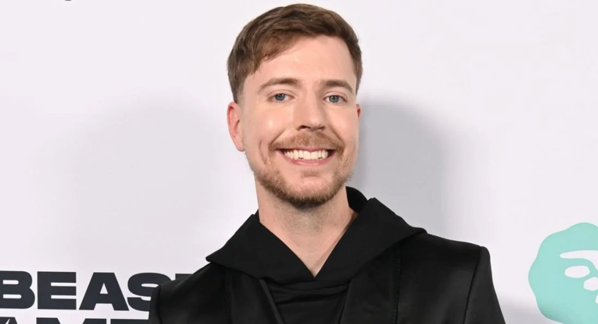 ¿Un Tesla Roadster volador? El pedido de MrBeast a Elon Musk que costaría miles de millones