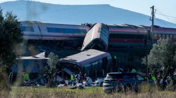 Sube a 69 la cifra de muertos por el choque de trenes en Toledo, España