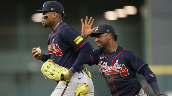 MLB: Los Braves ejercen las opciones en los contratos de Ronald Acuña Jr. y Ozzie Albies