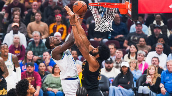 Cavaliers resisten a 47 puntos de Anthony Edwards y Cleveland se impone a Minnesota Timberwolves