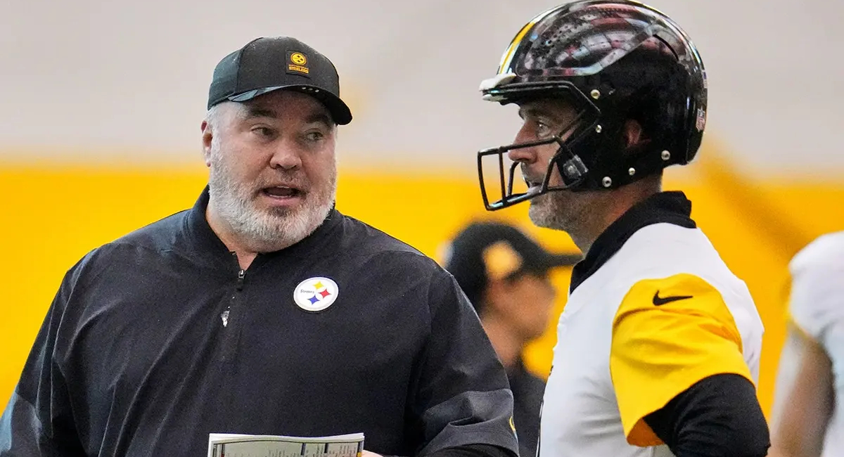 Aaron Rodgers y Mike McCarthy protagonizan tenso cruce durante el Pittsburgh Steelers vs Cleveland Browns