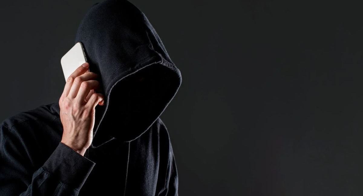 Adolescente finge ser integrante del CJNG para extorsionar a su compañera de escuela en Edomex