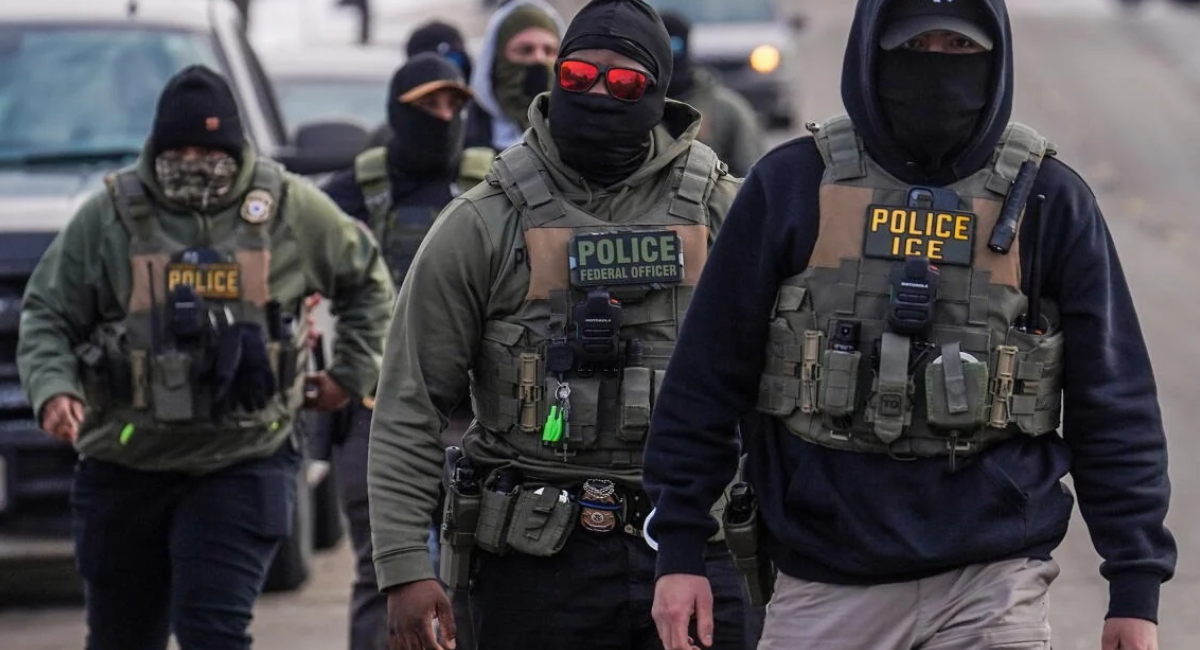 Agente de ICE que atropelló a un trabajador mexicano en Houston fue imputado por agresión agravada