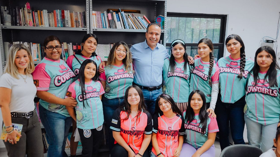 Alcalde Astiazarán inaugura ludoteca en San Pedro El Saucito para impulsar la creatividad infantil