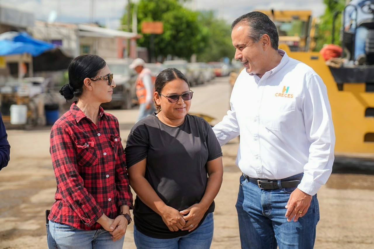 Antonio Astiazarán inicia la rehabilitación de calles en Miguel Alemán