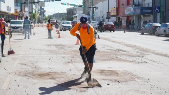 Aplica comuna programa de limpieza en Guaymas tras paso del huracán ‘Polo’
