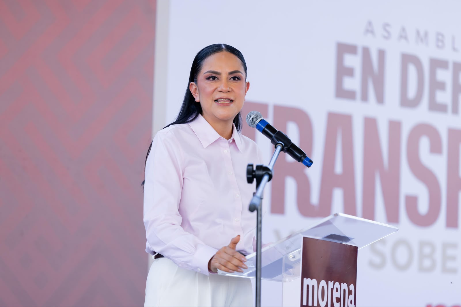 Ariadna Montiel presenta a Lorenia Valles como coordinadora de la Transformación en Sonora