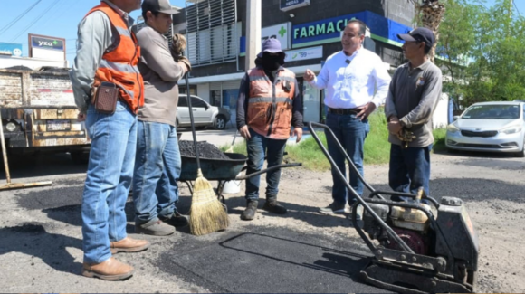 Aumenta ‘Toño’ las cuadrillas para ampliar la pavimentación en la ciudad