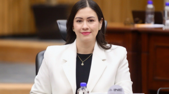 Blanca Cruz anuncia reestructuración en el INE y respalda investigaciones de corrupción