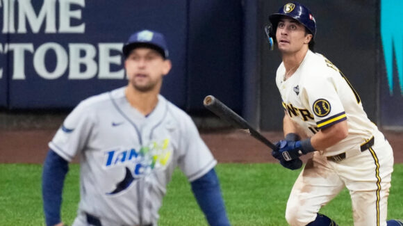 Brewers supera otra vez a Rays y está a dos victorias de llevarse la Serie Mundial
