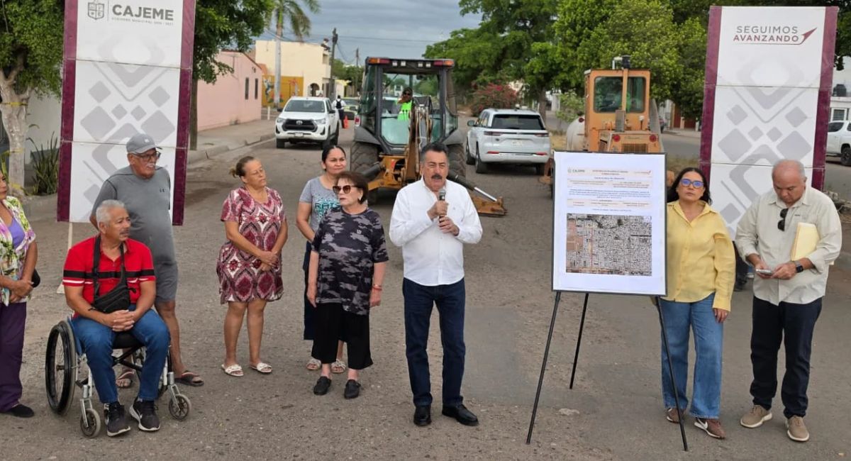 Cajeme: Inicia Javier Lamarque pavimentación y obra de concreto hidráulico en la colonia Torres de París