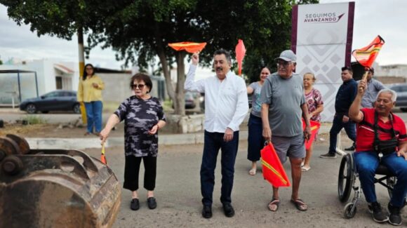 Cajeme: Inicia Javier Lamarque pavimentación y obra de concreto hidráulico en la colonia Torres de París
