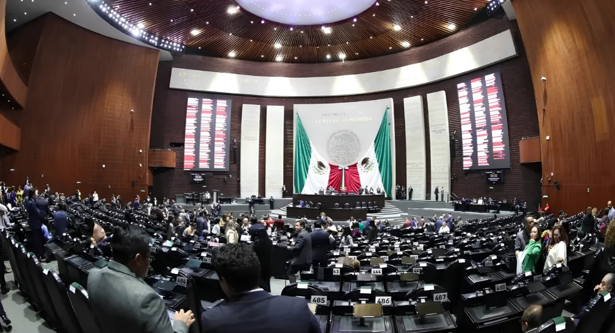 Cámara de Diputados aprueba comparecencia del controlador del INE por presuntas irregularidades