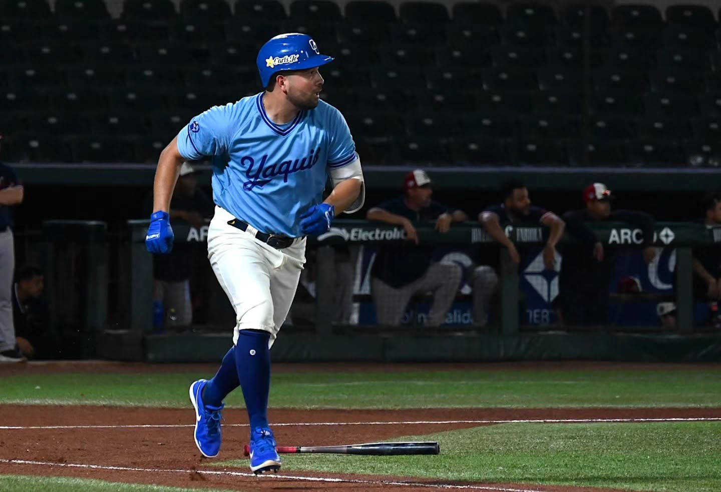 Continúan los entrenamientos del equipo cajemense en el Estadio Yaquis