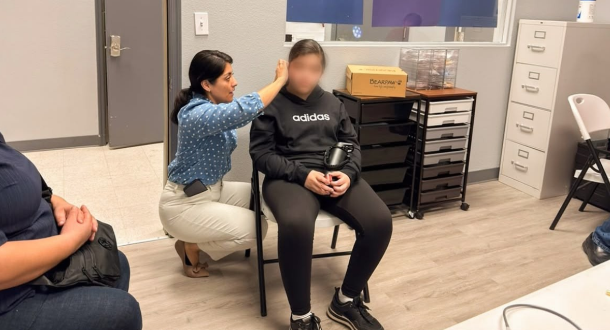 DIF Caborca brinda traslado gratuito a niñas y niños para recibir atención médica en Arizona