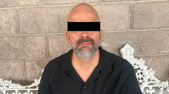 Detienen en Hermosillo a sujeto por retener a su propio amigo en casa; FGJES investiga el caso