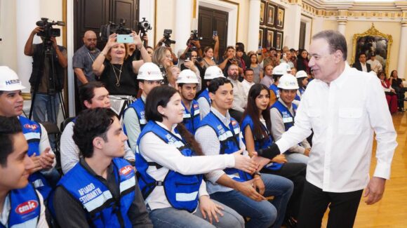 Durazo destaca a Sonora por crecimiento manufacturero; ocupa tercer lugar nacional