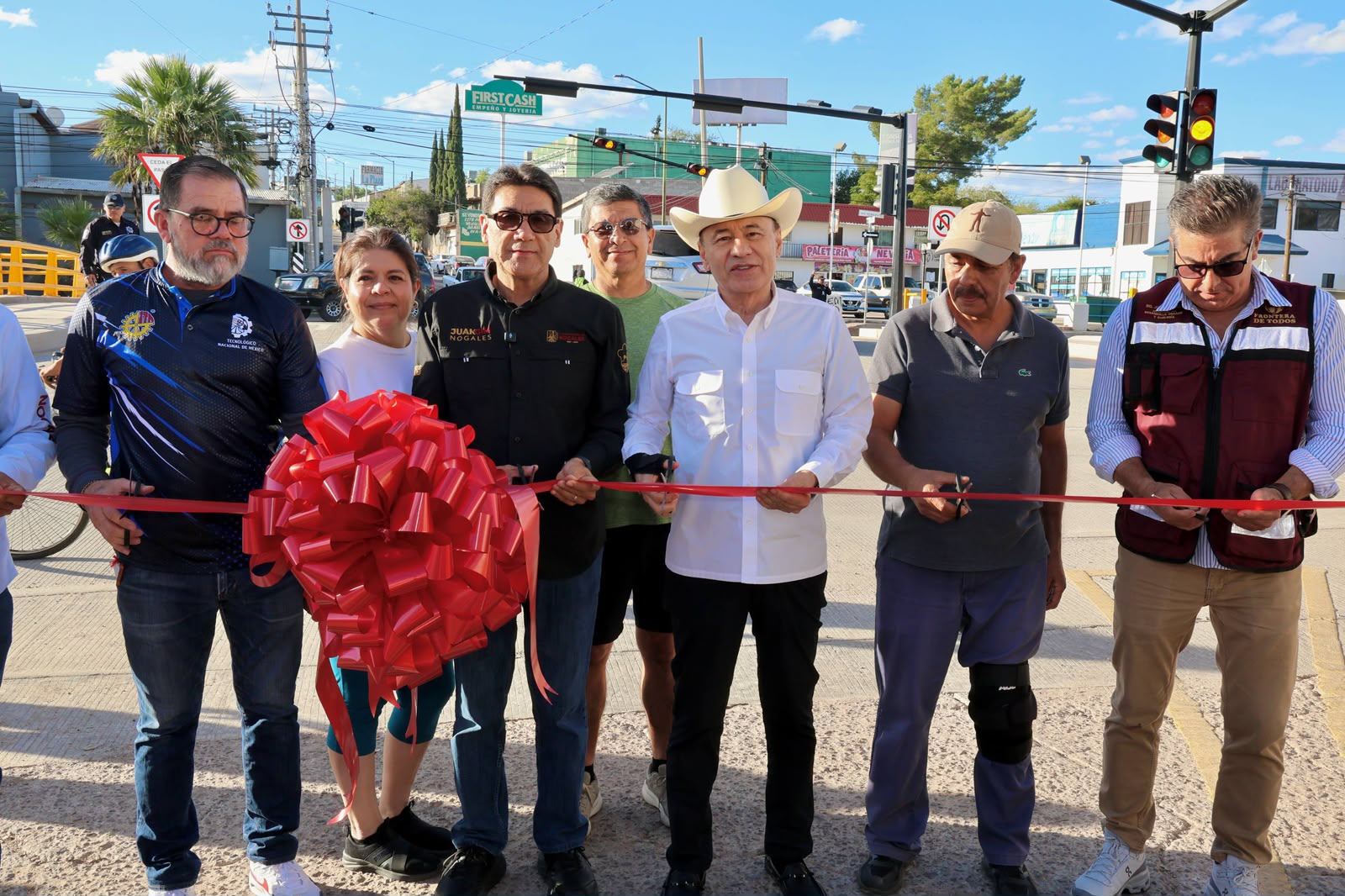 Durazo inaugura puente de 17 millones en Nogales tras demanda de 50 años