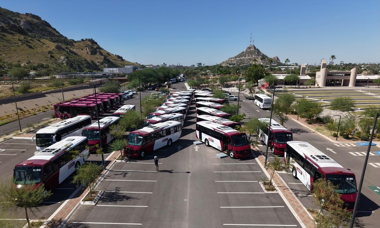 Durazo suma 175 nuevos camiones al transporte de Hermosillo con inversión de $574 millones