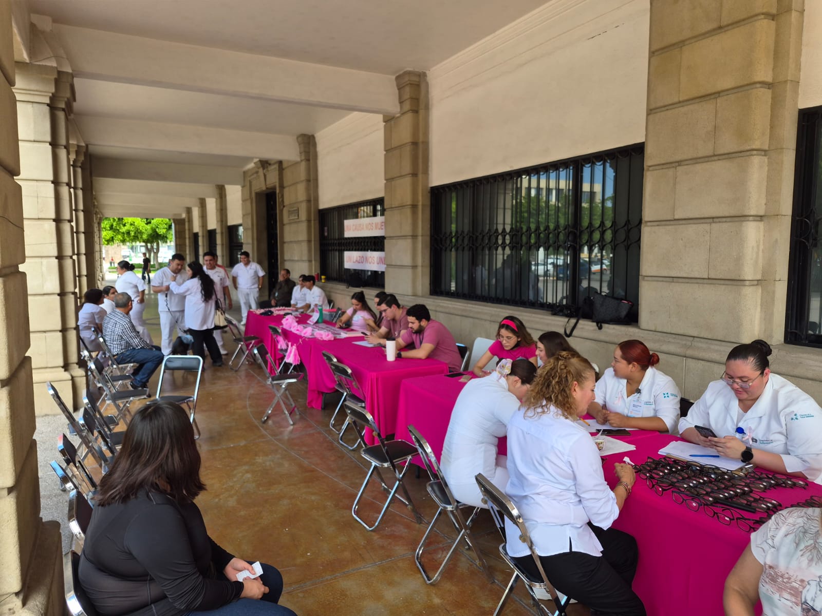 El Ayuntamiento de Hermosillo realiza jornada gratuita de exámenes para detección de cáncer de mama