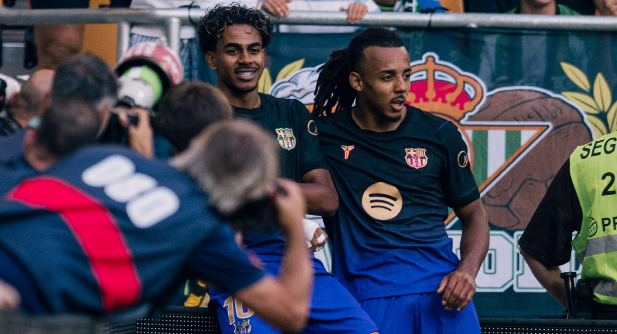 El Barcelona superó por goleada al Real Betis para ampliar su invicto y mantenerse como líder de LaLiga