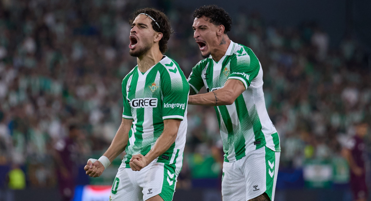 El Betis vino de atrás y terminó remontando ante ek FC Porto para mantenerse invicto en la Champions League