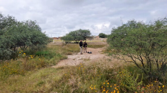 Encuentran a recién nacido sin vida junto a carretera de Durango; estaba envuelto en una cobija