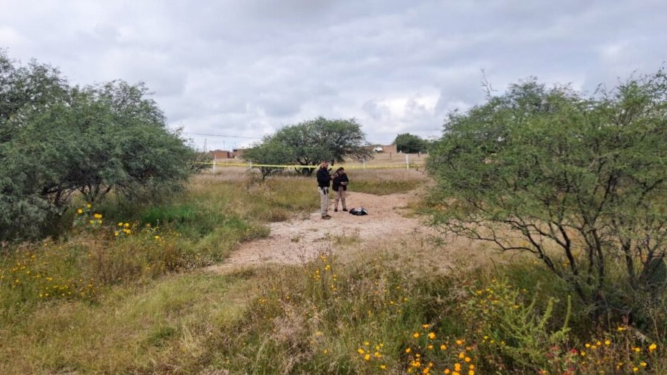 Encuentran a recién nacido sin vida junto a carretera de Durango; estaba envuelto en una cobija