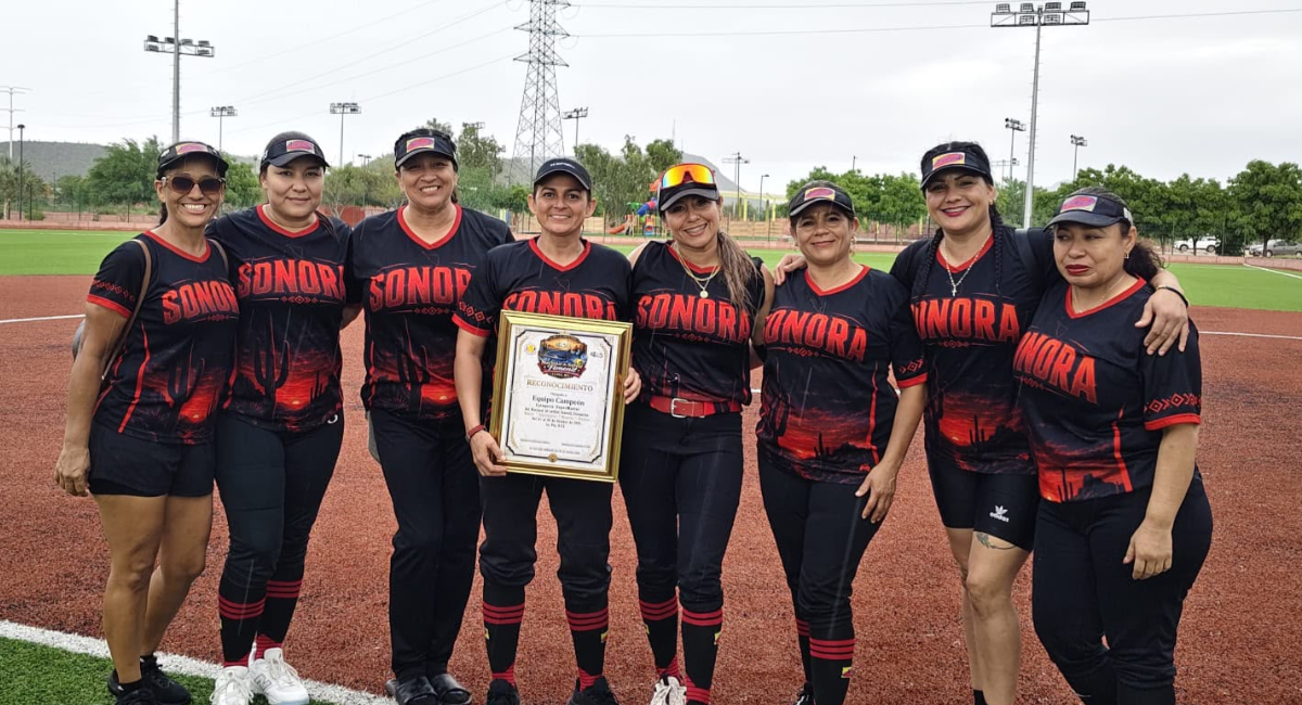 Equipo de Caborca conquista campeonato nacional de sóftbol femenil en categoría Súper Máster