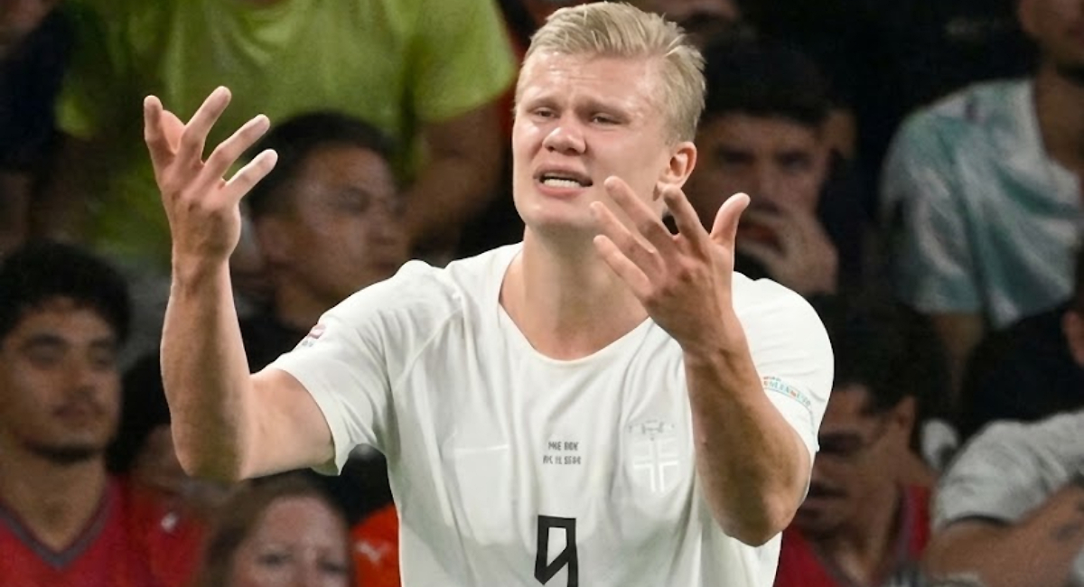 Erling Haaland no pudo completar el partido de la Nations League con Noruega, encendiendo las alarmas del City