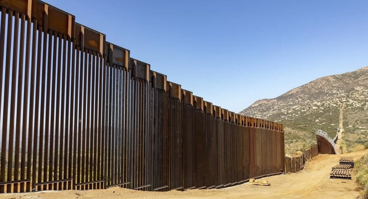 Estados Unidos impone restricciones de visa a presuntos organizadores de caravanas migrantes