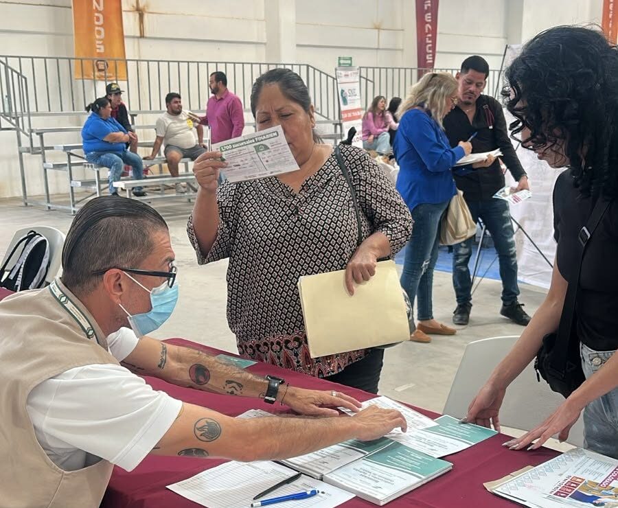 Financiera para el Bienestar entregará créditos a artesanas Seris en Punta Chueca