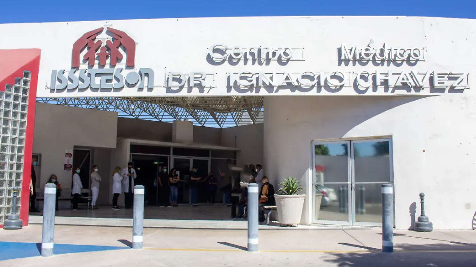Fiscalía de Sonora prepara cargos contra empleada de Isssteson Hermosillo por sustraer medicamentos